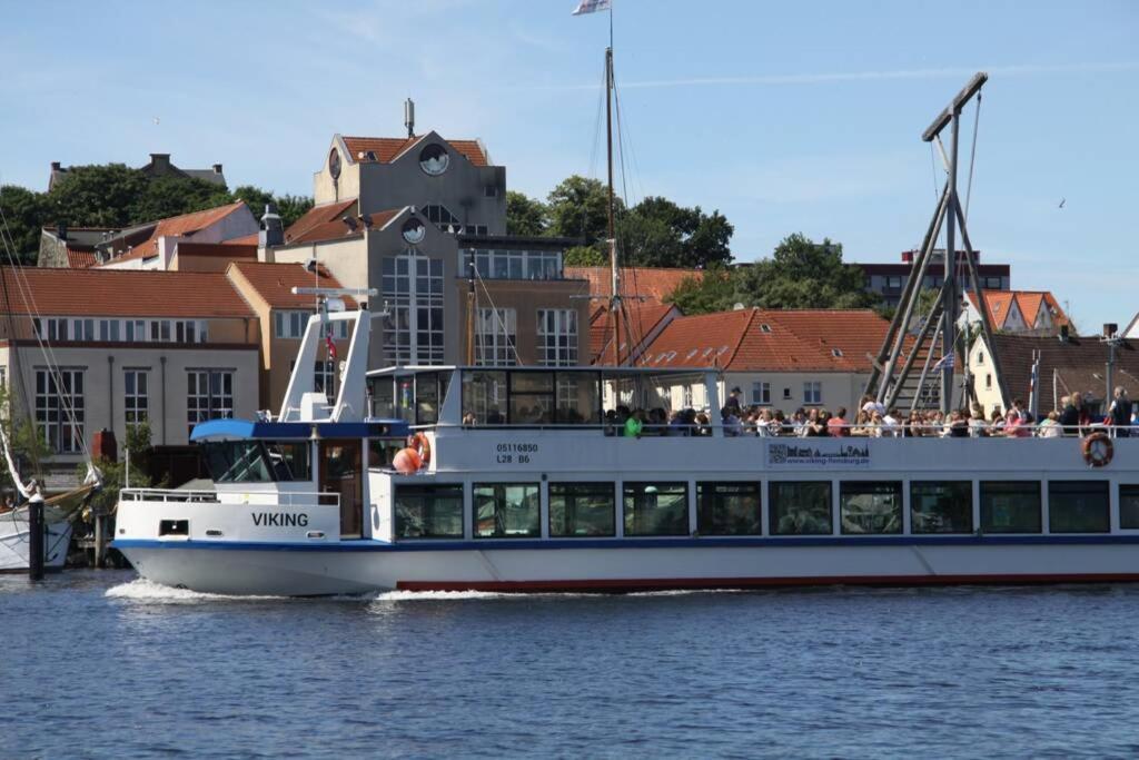 Gemuetliche Haushaelfte Mit Garten Und Terrasse Flensburg Eksteriør bilde
