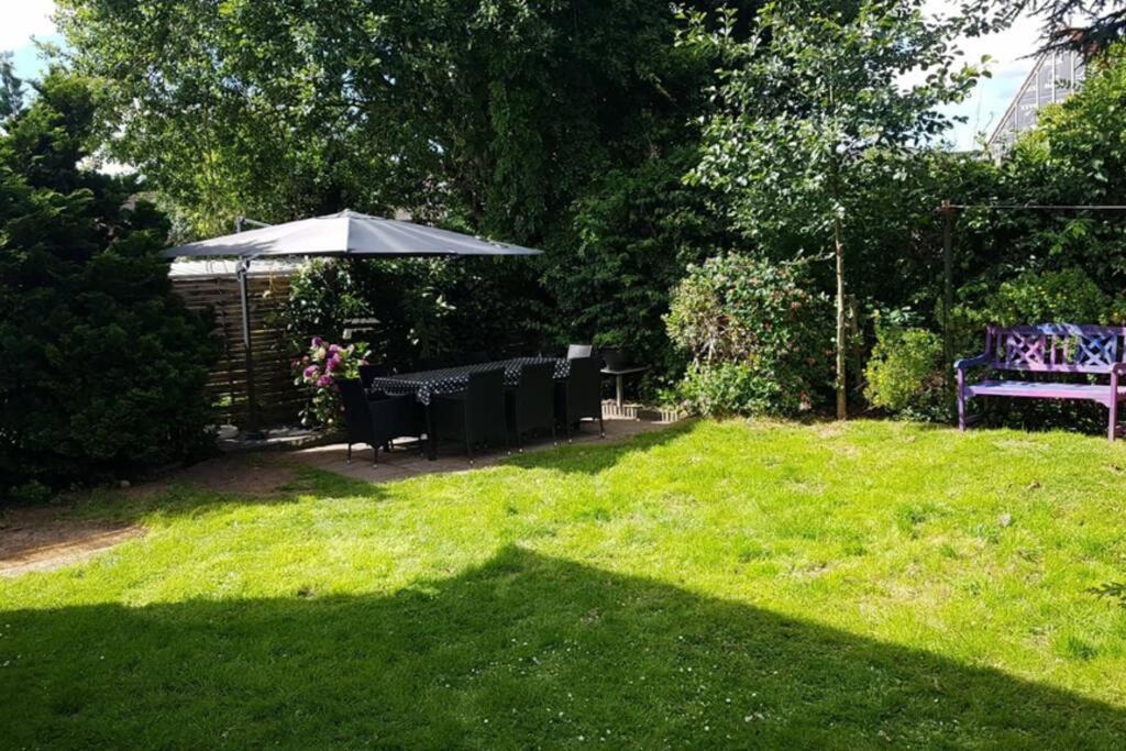 Gemuetliche Haushaelfte Mit Garten Und Terrasse Flensburg Eksteriør bilde