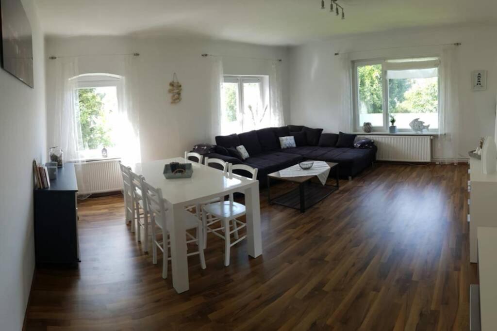 Gemuetliche Haushaelfte Mit Garten Und Terrasse Flensburg Eksteriør bilde